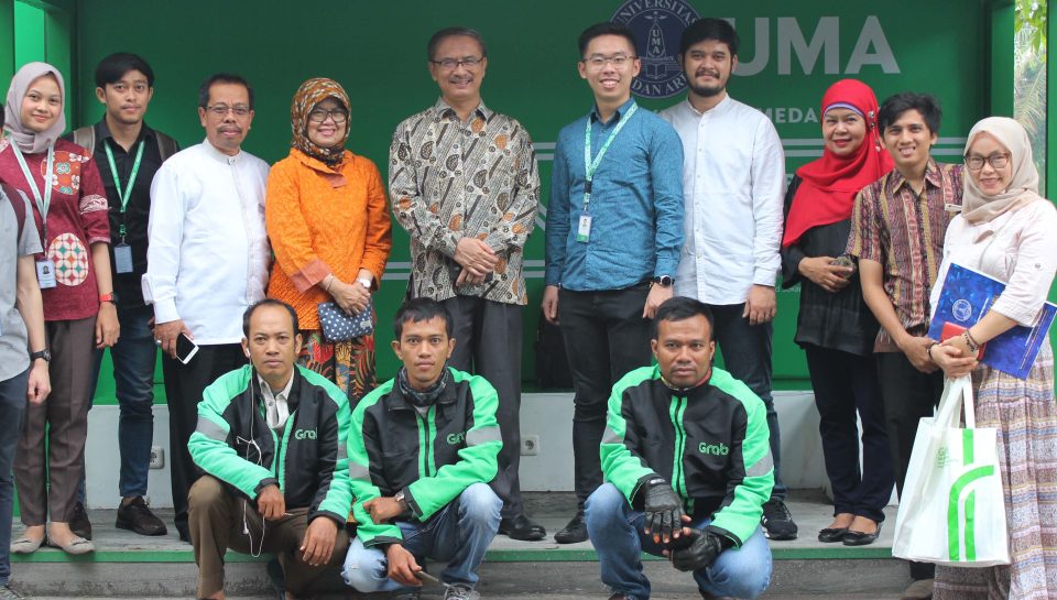 foto-bersama-mou-uma-dengan-grab