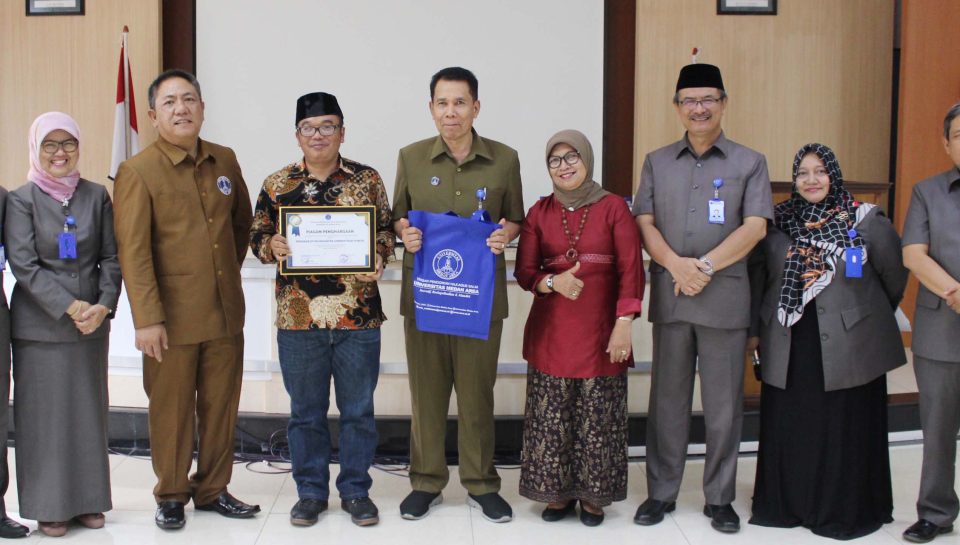 Selamat Kepada Dosen Dan Pegawai Universitas Medan Area Meraih Penghargaan